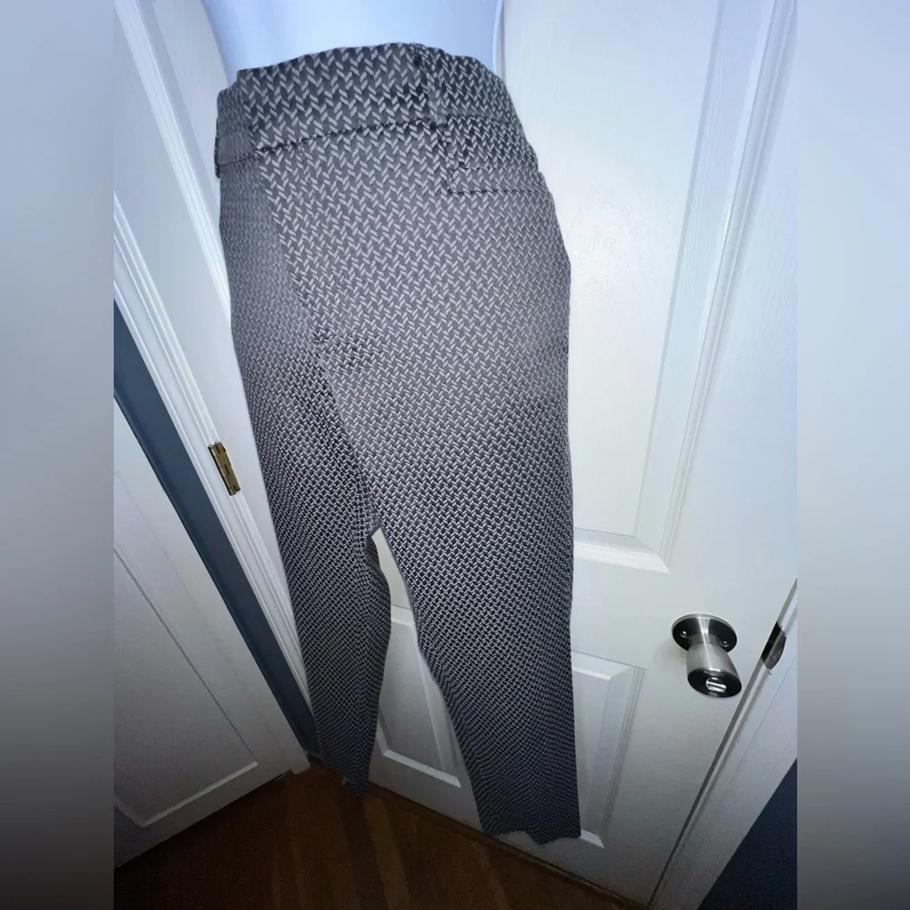 Banana Republic Sloan Fit Size 8 Gray Geometric Slim Leg Trouser Dress Pants M